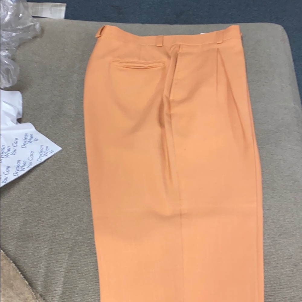 Suit - Picture 5 of 7